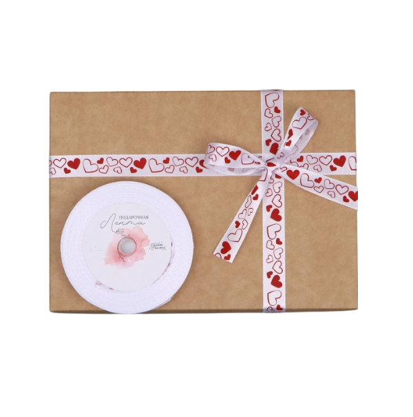 Лента атласная белая "Сердечки красные" 1,5см х 23м