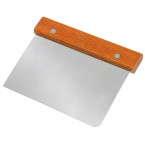 Скребок с деревянной ручкой 15*10,8см